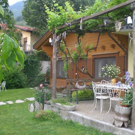 Pera Rionda Bed & Breakfast Caprie Bagian luar foto